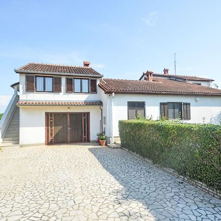 Apartment Fabiana - PUL615 Valdebek Bagian luar foto